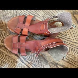 American eagle leather sandals